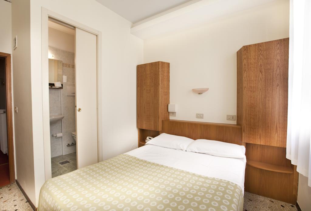 Hotel San Fantin Venedig Zimmer foto