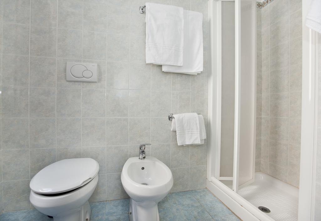 Hotel San Fantin Venedig Zimmer foto